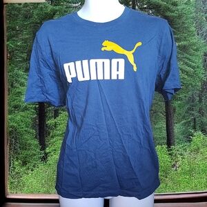 Puma Men's Navy and Yellow Logo Tee Size XL